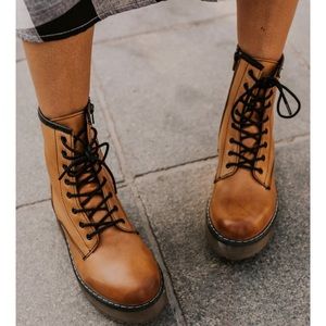 Roolee Leather Elvis Platform Boots size 37 / 6US